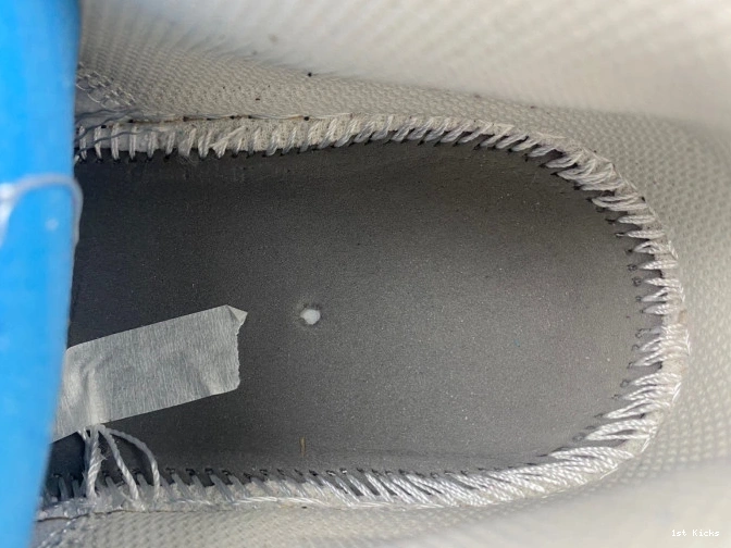 DR8057-500 Air (W) 1 Jordan Low Unity 0705